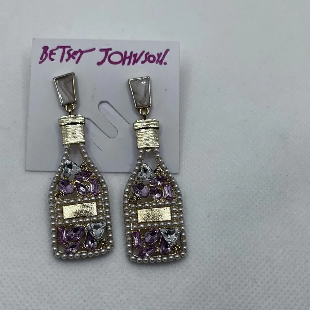 EARRINGS! Betsey Johnson Champagne bottle CHEERS🥂 Gemstone Bubbles BNWT